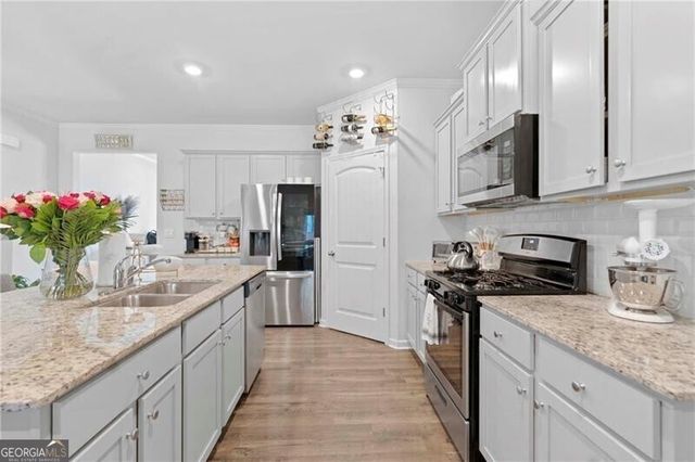 404 Barnwood Lane, Dawsonville, GA 30534