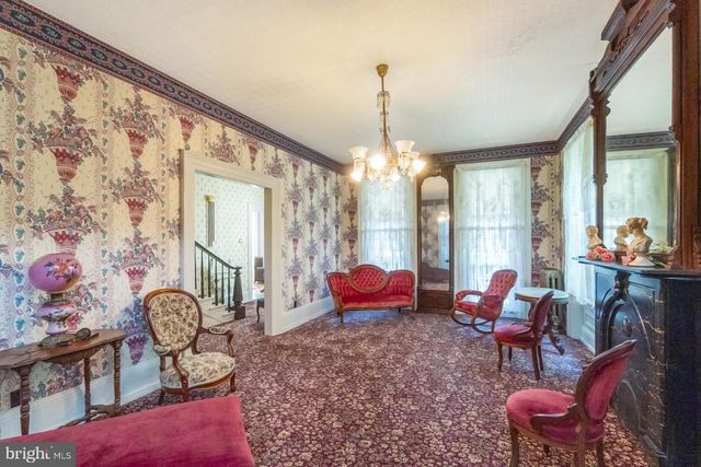 11 E FRONT ST, Jim Thorpe, PA 18229