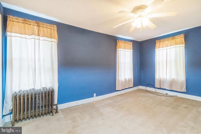 11 E FRONT ST, Jim Thorpe, PA 18229