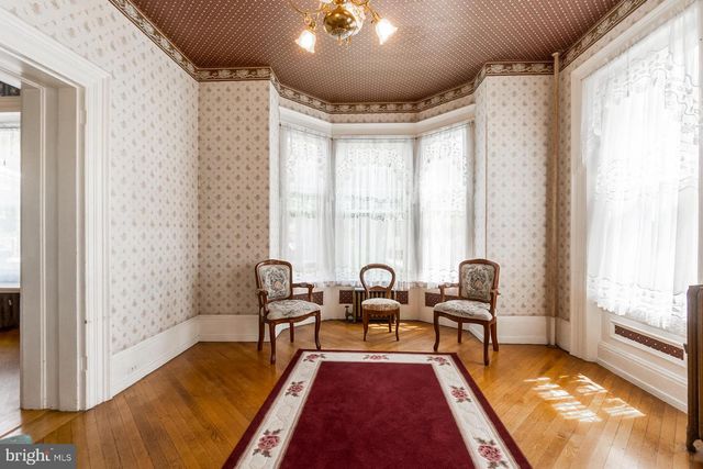 11 E FRONT ST, Jim Thorpe, PA 18229