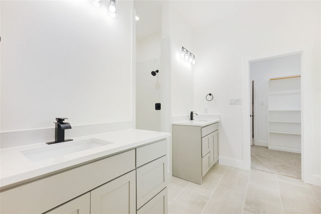 314 W Mistletoe Drive, Kennedale, TX 76060