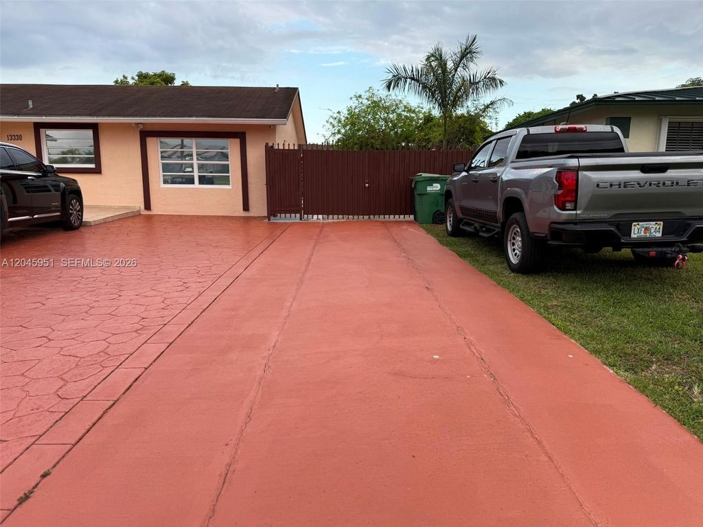 13330 SW 79th St Efficiency, Miami, FL 33183