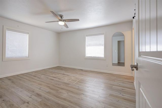 330 E 9th Street, Edmond, OK 73034