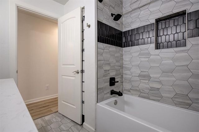 330 E 9th Street, Edmond, OK 73034