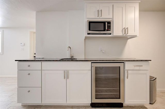 330 E 9th Street, Edmond, OK 73034