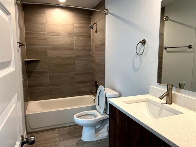 18630 Green Land Way, Houston, TX 77084