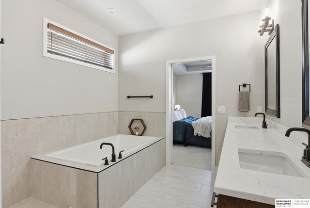 10211 S 191st Avenue, Omaha, NE 68136