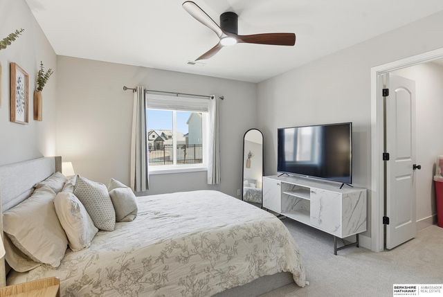 10211 S 191st Avenue, Omaha, NE 68136