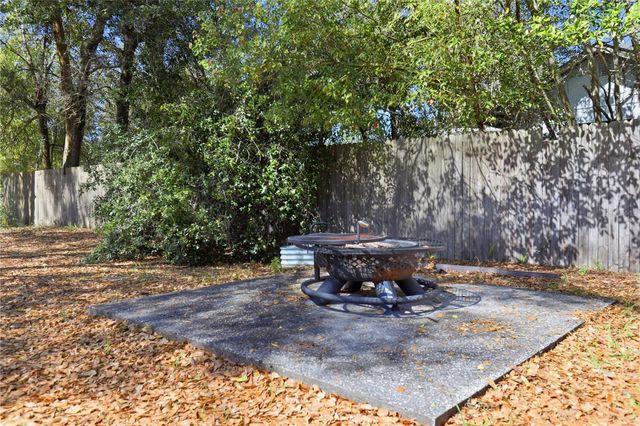 185 DOVER LANE, Deland, FL 32724