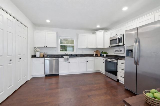 185 DOVER LANE, Deland, FL 32724