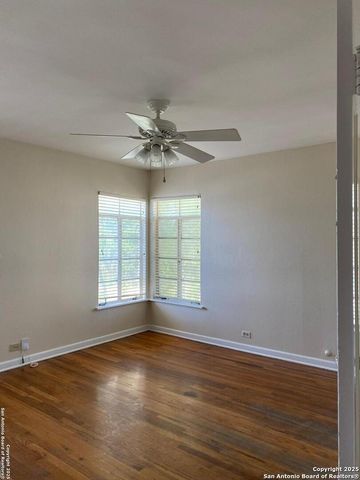 152 Terrell Rd Apt 4, Alamo Heights, TX 78209