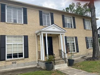 152 Terrell Rd Apt 4, Alamo Heights, TX 78209