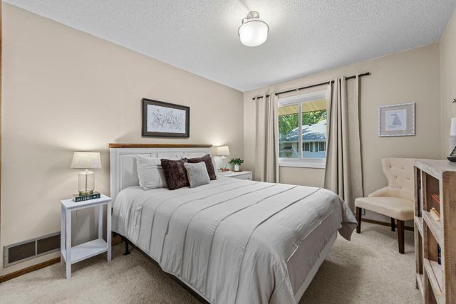 11313 Xavier Road, Bloomington, MN 55437