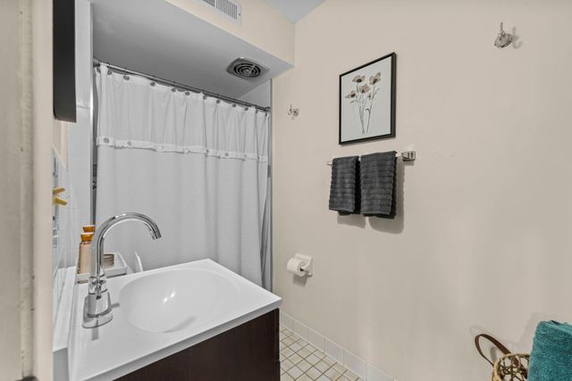 11313 Xavier Road, Bloomington, MN 55437