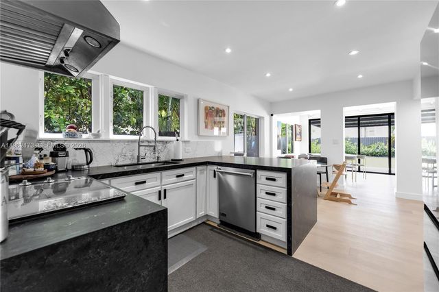 1826 Fairhaven Pl 0, Miami, FL 33133