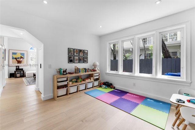 1826 Fairhaven Pl 0, Miami, FL 33133