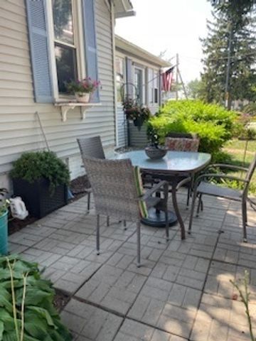 3 E Slade Street, Palatine, IL 60067