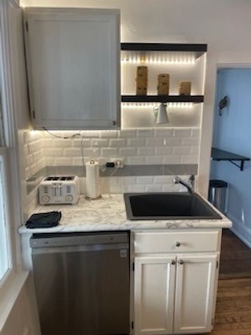 3 E Slade Street, Palatine, IL 60067