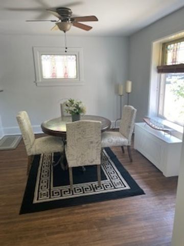 3 E Slade Street, Palatine, IL 60067