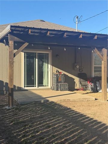 934 E Hamblin Street, Ottawa, KS 66067