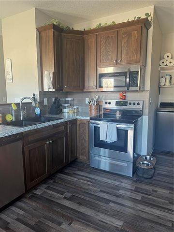 934 E Hamblin Street, Ottawa, KS 66067