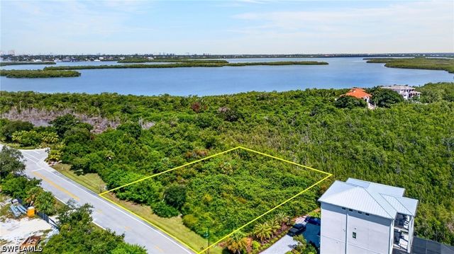 1065 Blue Hill Creek DR, Marco Island, FL 34145