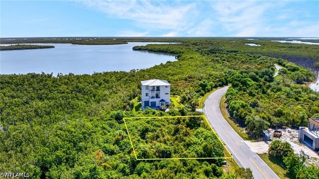 1065 Blue Hill Creek DR, Marco Island, FL 34145