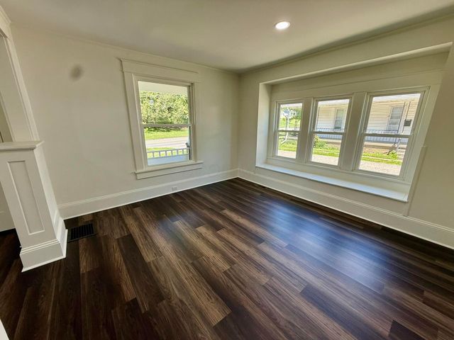 108 Wooster Road, Mount Vernon, OH 43050