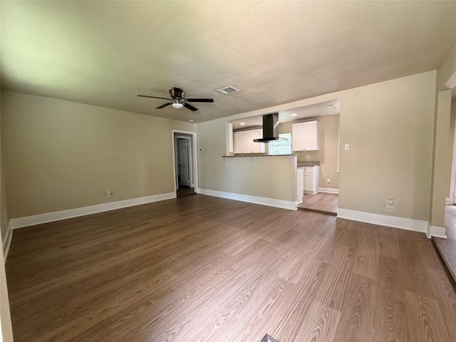 216 Bearle Street, Pasadena, TX 77506