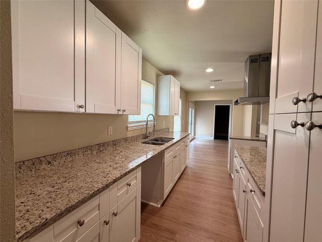 216 Bearle Street, Pasadena, TX 77506