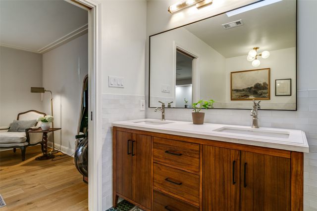 3964 Boca Bay Drive, Dallas, TX 75244