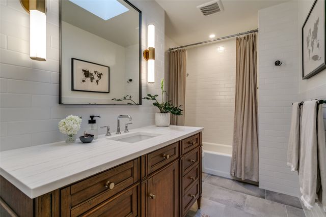 3964 Boca Bay Drive, Dallas, TX 75244