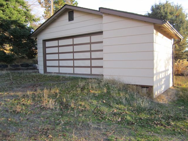 5311 Uhrmann Road, Klamath Falls, OR 97601