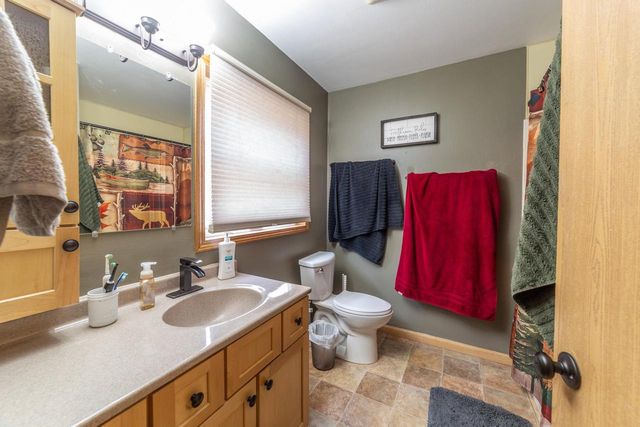 E12516 County Road T., Baraboo, WI 53913