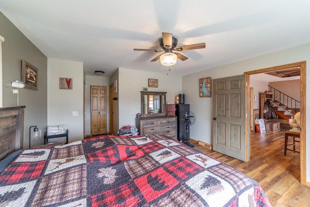 E12516 County Road T., Baraboo, WI 53913