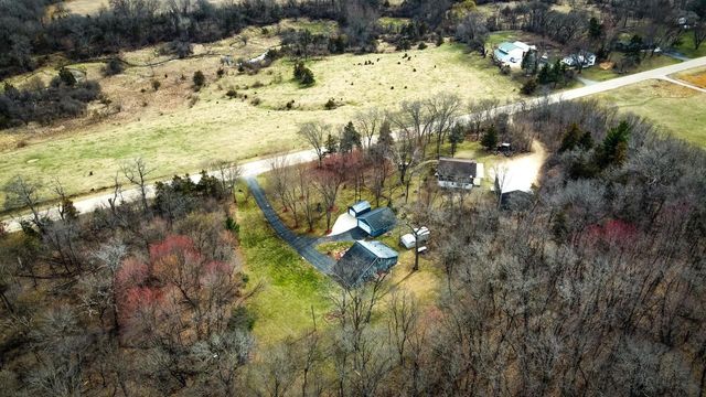 E12516 County Road T., Baraboo, WI 53913