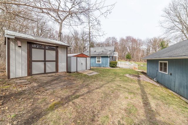 E12516 County Road T., Baraboo, WI 53913