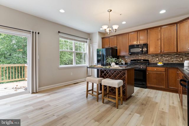 369 ENGLISH OAK LN, Prince Frederick, MD 20678