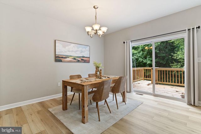 369 ENGLISH OAK LN, Prince Frederick, MD 20678