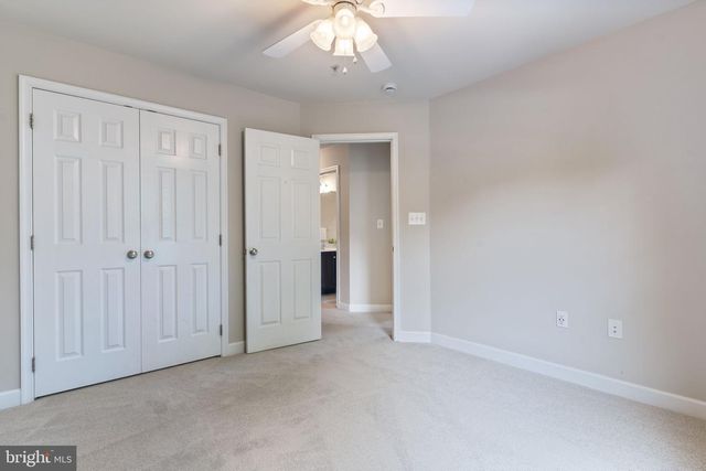 369 ENGLISH OAK LN, Prince Frederick, MD 20678