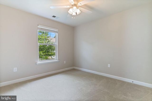 369 ENGLISH OAK LN, Prince Frederick, MD 20678