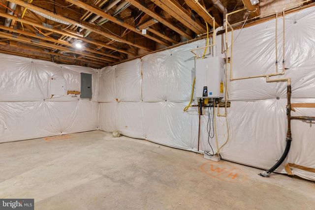 369 ENGLISH OAK LN, Prince Frederick, MD 20678