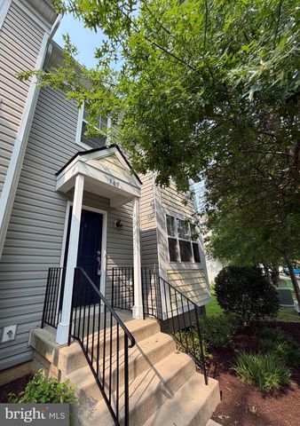 369 ENGLISH OAK LN, Prince Frederick, MD 20678