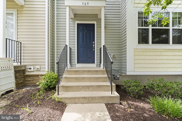 369 ENGLISH OAK LN, Prince Frederick, MD 20678