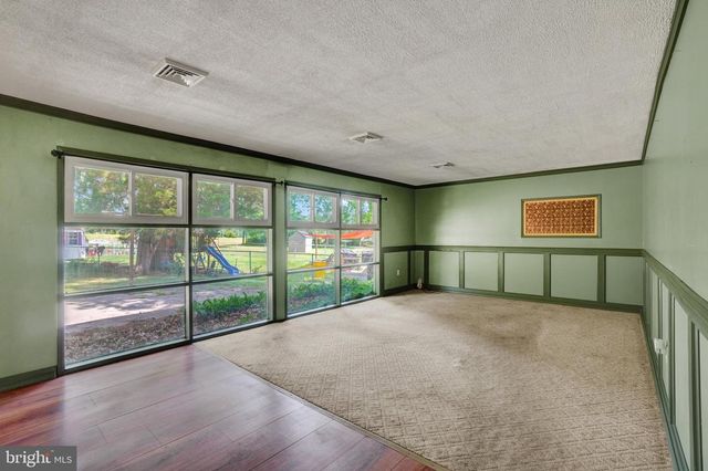 1241 WOGAN RD, York, PA 17404