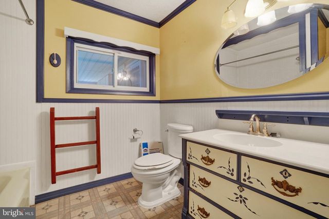 1241 WOGAN RD, York, PA 17404