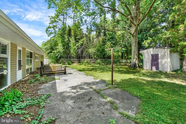1241 WOGAN RD, York, PA 17404