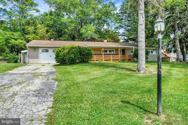 1241 WOGAN RD, York, PA 17404