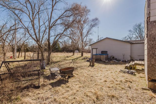 11925 E 71st S, Derby, KS 67037