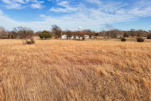 11925 E 71st S, Derby, KS 67037